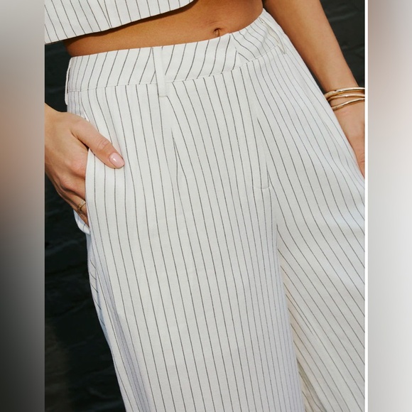 Vici “Minimal Must” White Wide Leg Pants High Waisted NWT - Picture 6 of 7